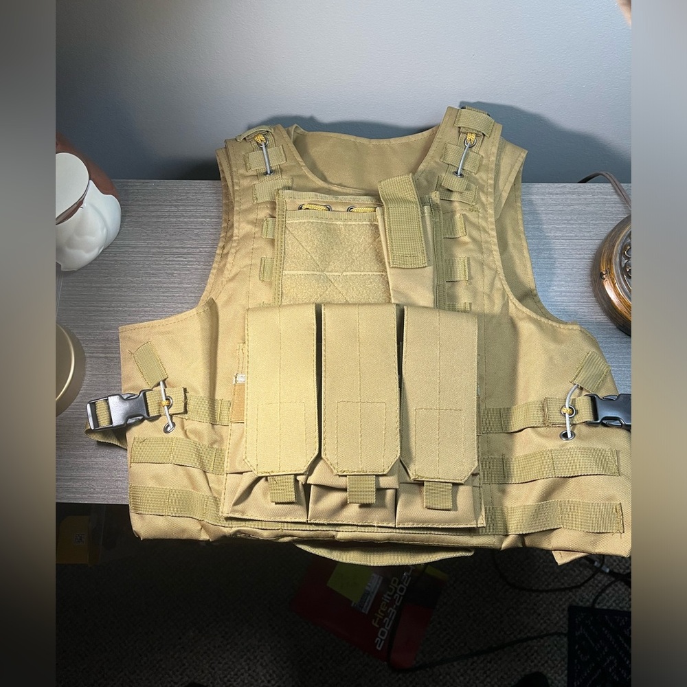 Airsoft vest